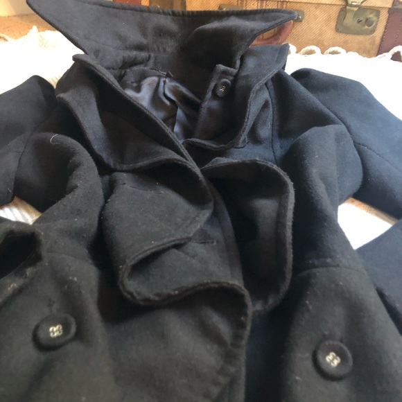 🌟 2 for $30🌟 Black Ruffle coat - Picture 4 of 5